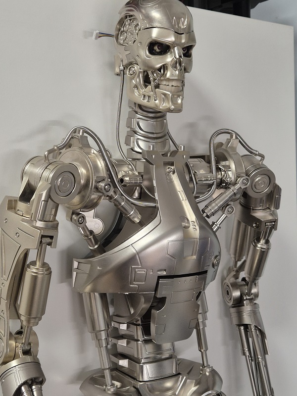 Terminator Hachette 85