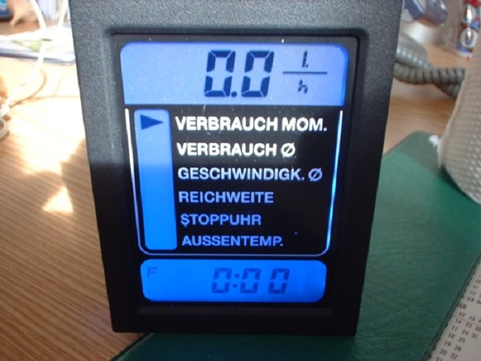 Blauer_Bordcomputer 009